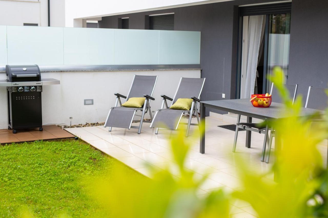 Dodo Apartments Vantacici Exterior photo